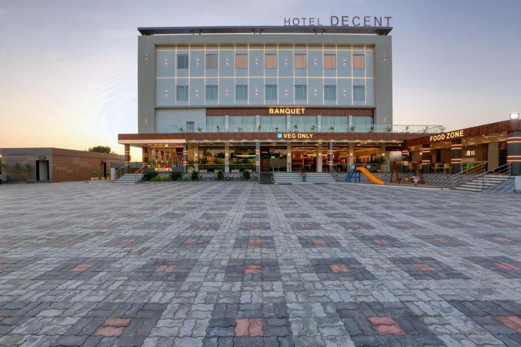 Hotel Decent Unjha Eksteriør billede